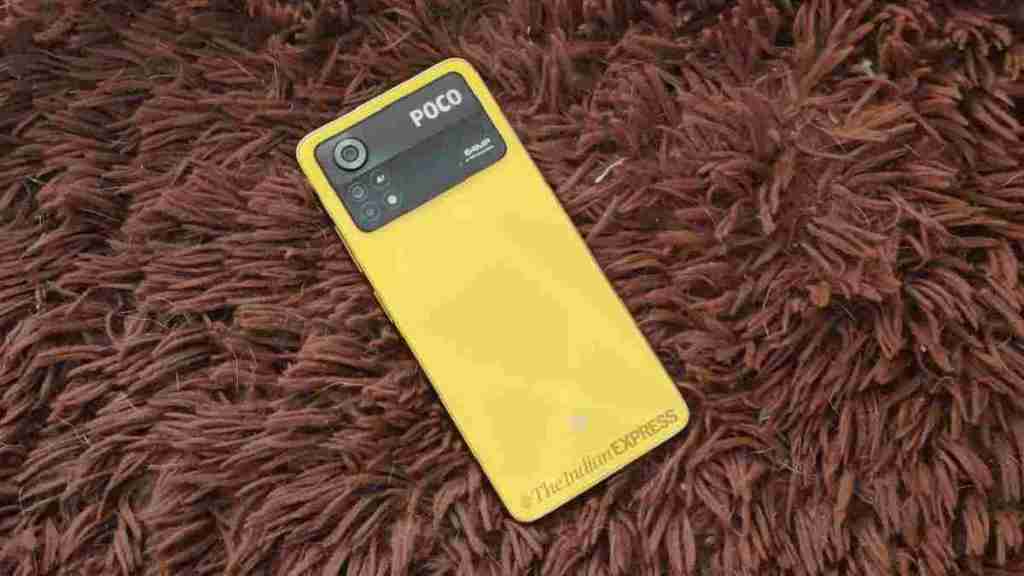 खूशखबर! Poco कंपनीचा ‘हा’ स्मार्टफोन मिळणार केवळ ७९९ रुपयांत; जाणून घ्या ऑफर