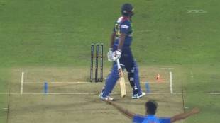IND vs SL 2nd T20 Bhanuka Rajapakse gets bowled by Umran Malik's