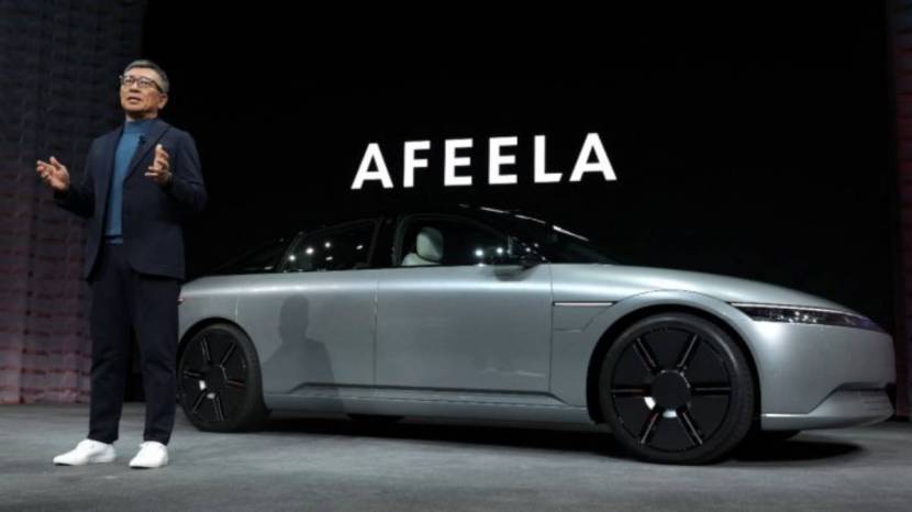 Sony ने Afeela नावाची इलेक्ट्रिक कारची घोषणा केली असून ती कार फेब्रुवारी २०२६ मध्ये बाजारात येणार आहे. (Image Credit- Sony CES live presentation screenshot)
