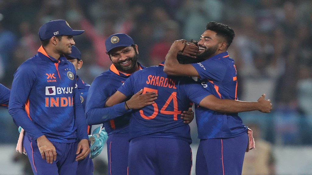 IND vs NZ 2nd ODI: भारतीय गोलंदाजांनी न्यूझीलंडच्या ठेचल्या नांग्या! तब्बल ८ विकेट्सने उडवला धुव्वा, मालिकेत २-०ने विजयी आघाडी
