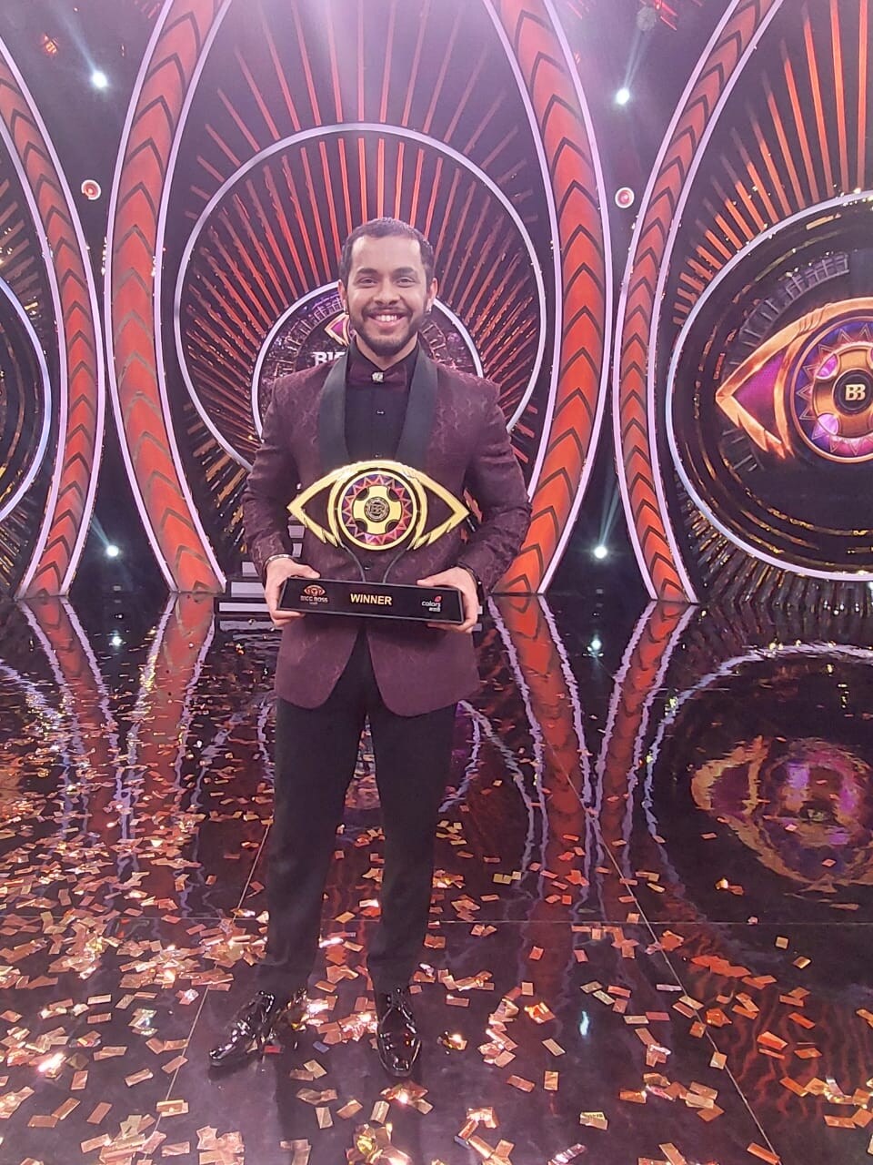 akshay kelkar bigg boss winner 5