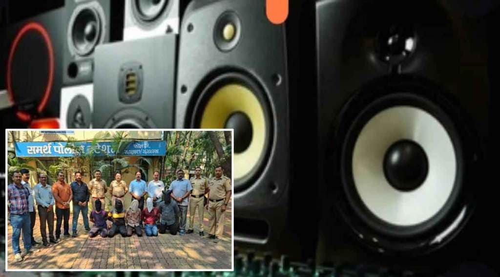 mob misbehave with cops for action against loudspeakers