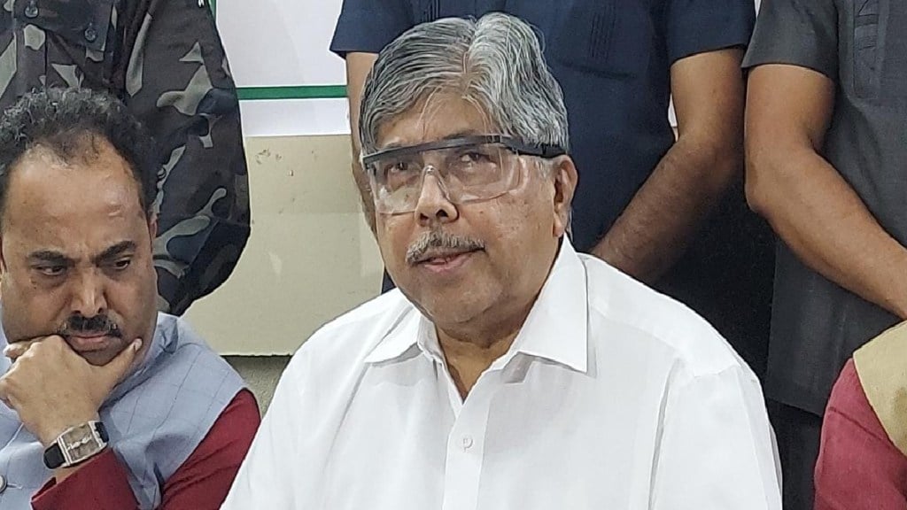 chandrakant patil (1)