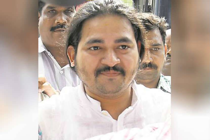 dhananjay-desai