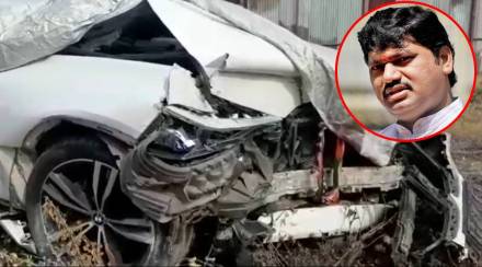 dhananjay munde car accident