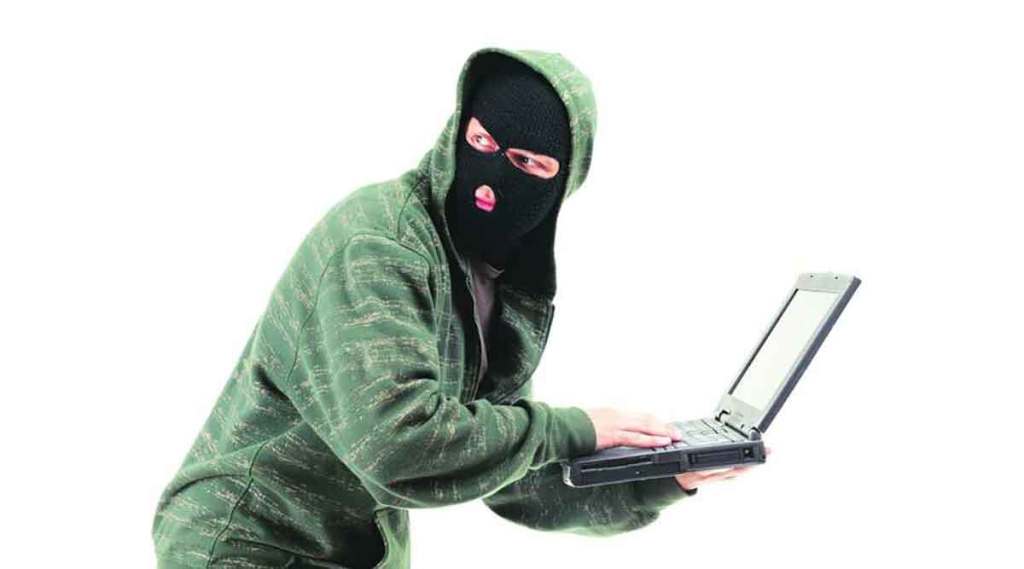 नवी मुंबई :पगारवाढ केला नाही म्हणून गोपनीय माहिती असलेल्या लॅपटॉपची चोरी