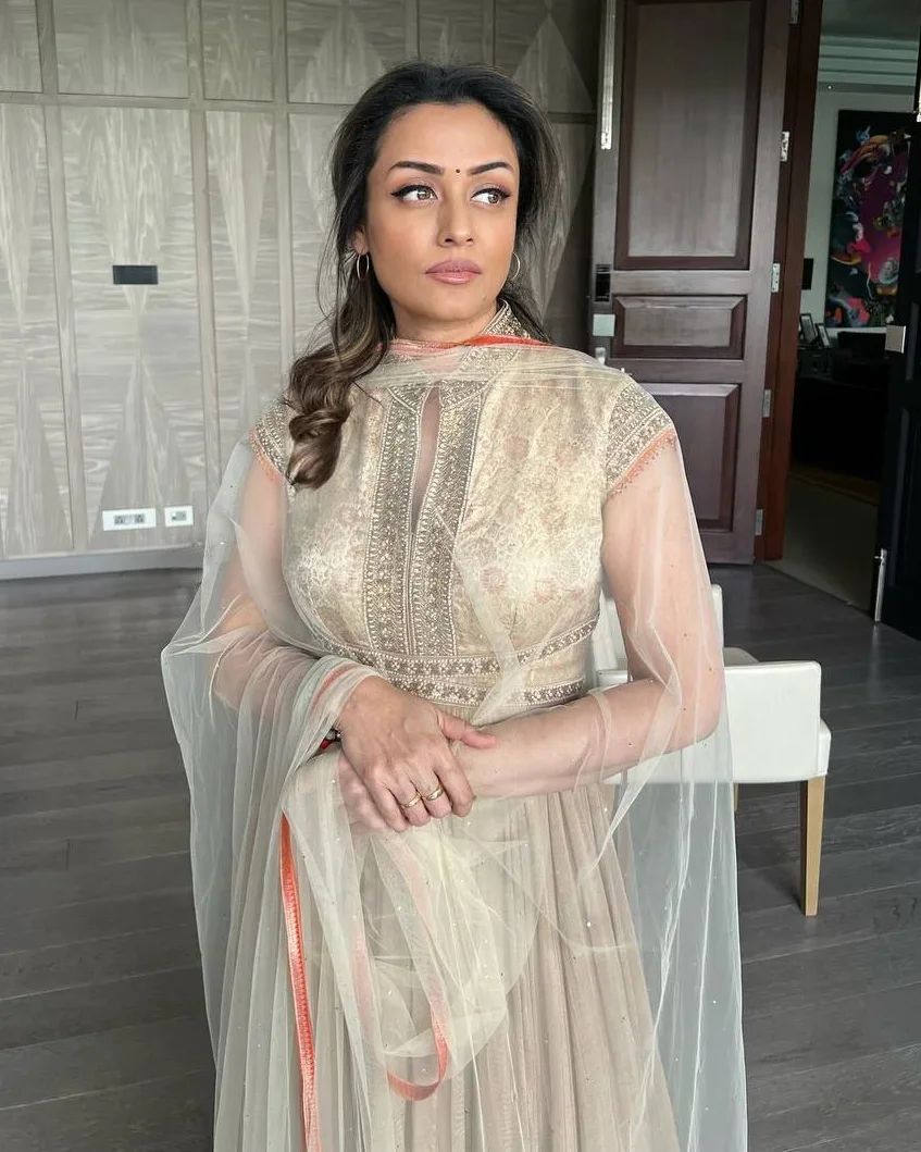 namrata shirodkar 8