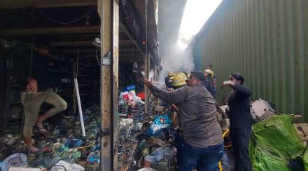 Pune Mangalwar Peth Fire