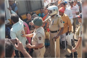 30 fishermen protesting Uran bypass road released on bail