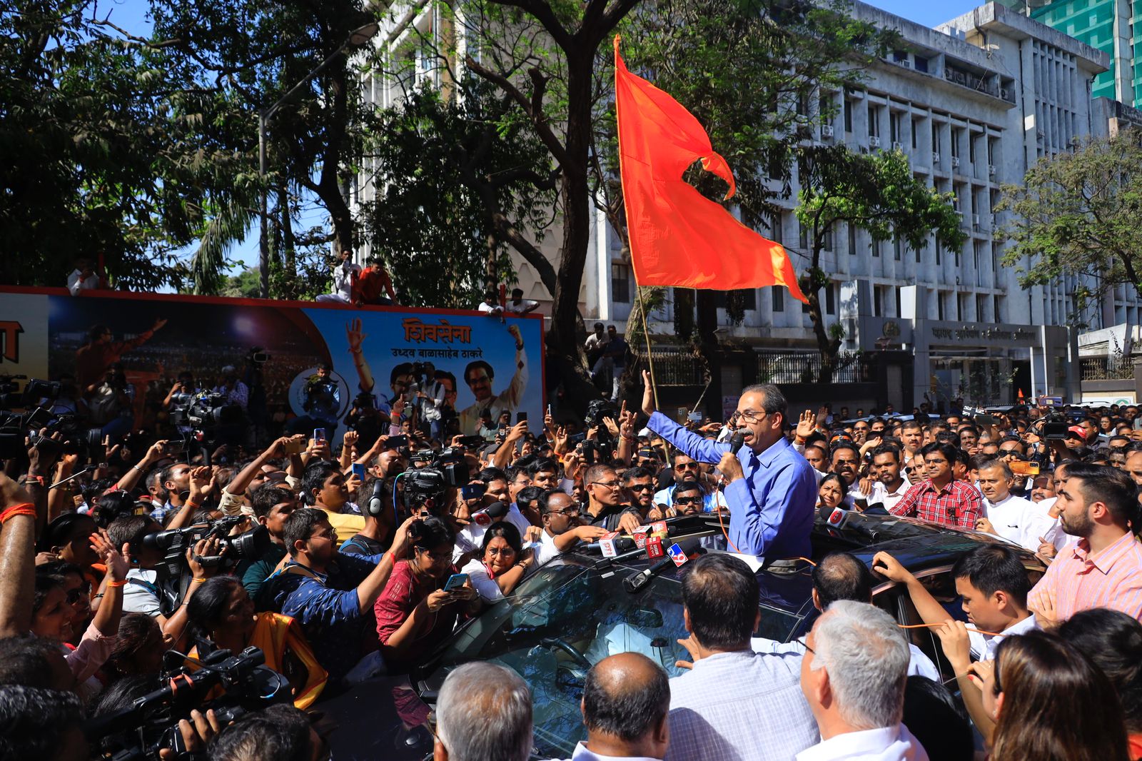 uddhav thackeray speech on car