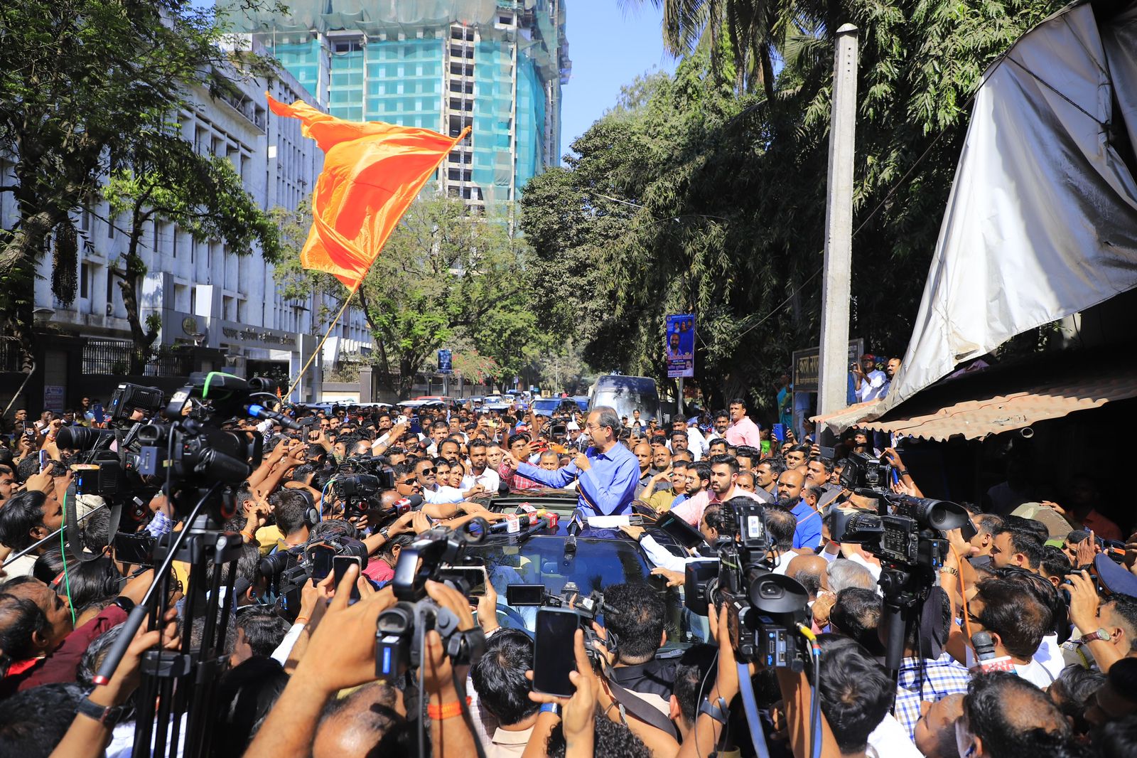 uddhav thackeray speech on car