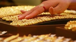 Gold-Silver Price on 1 February 2023: सोने खरेदीची सुवर्णसंधी, बजेट पूर्वी सोने-चांदीच्या दरात घसरण, पाहा तुमच्या शहरातील आजचे दर