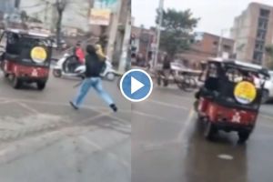 E rickshaw and police viral video