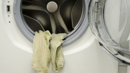 delhi washing machine accident