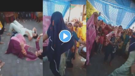 women dancing to the tune of dhol nagade