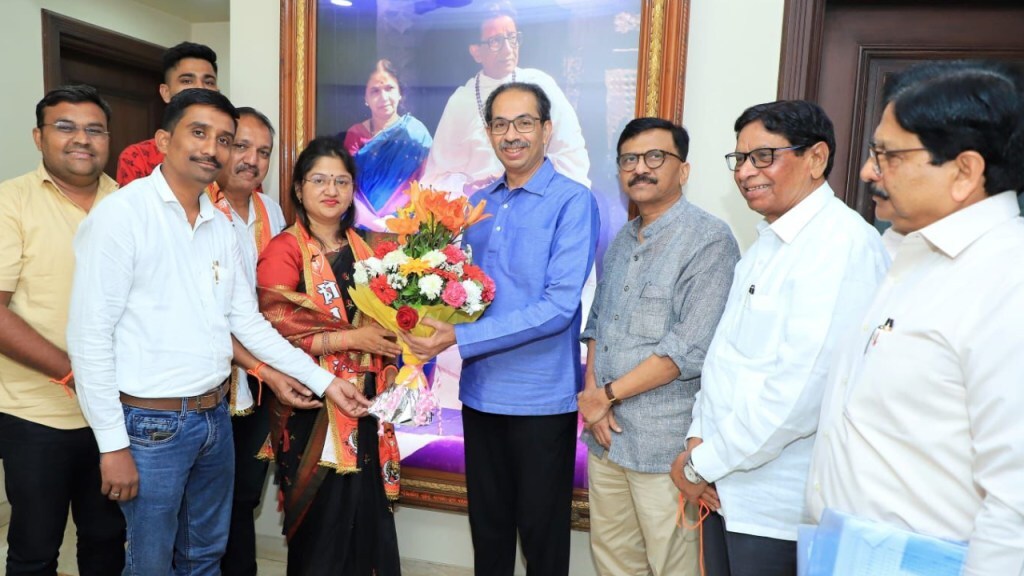 shubhangi patil join shivsena