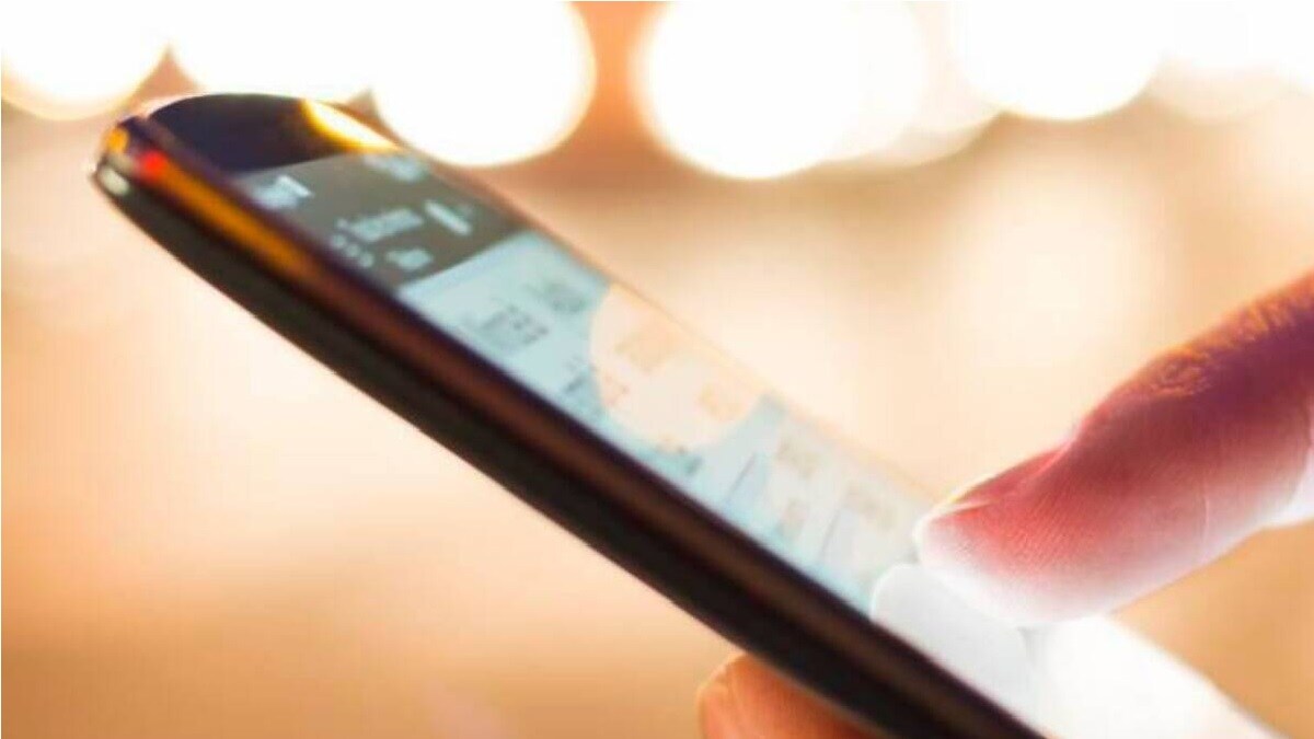 Polce traced mobile phones