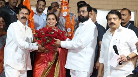Pradeep Gawli Joins Shivsena