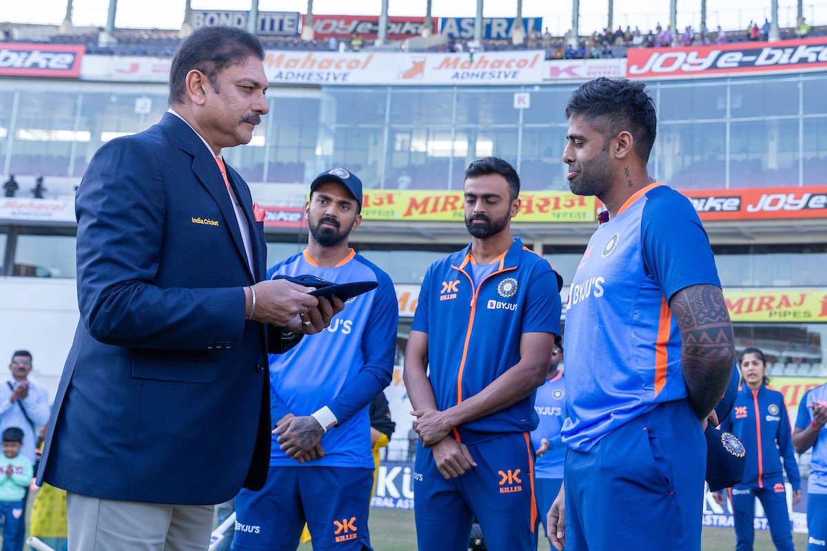 IND vs AUS 1st Test: Suryakumar Yadav-KS Bharat debut India's Test squad A special appreciation ceremony was attended by family 