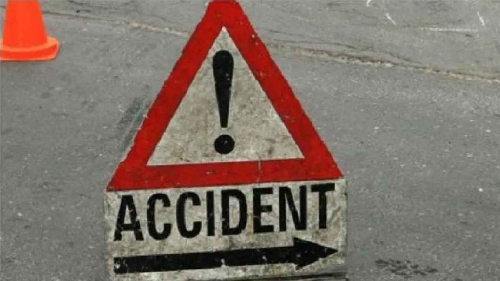 three injured five vehicles damaged in accident