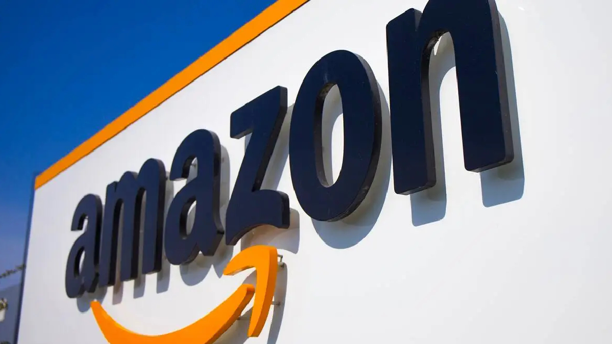 अनिश्चित अर्थव्यवस्थेमुळे Amazon कंपनी आपल्या १८००० कर्मचाऱ्यांना कामावरून कमी करणार आहे. Amazon (Image Credit- Indian Express)