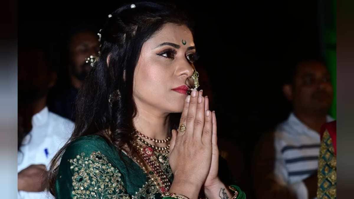ashwini mahangade