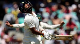IND vs AUS: Pujara's bat did not work in the 100th Test people reacted like this as soon as he was out on a duck