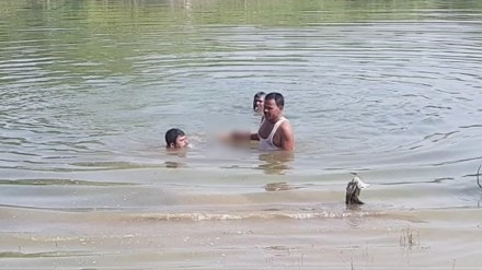 uncle throw brother child in river mohol