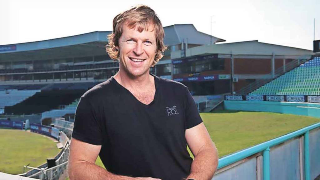 Jonty Rhodes Video Viral