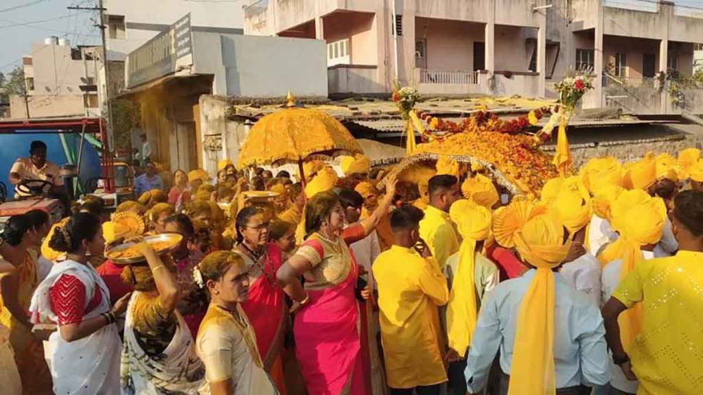 palanquin procession by koli community