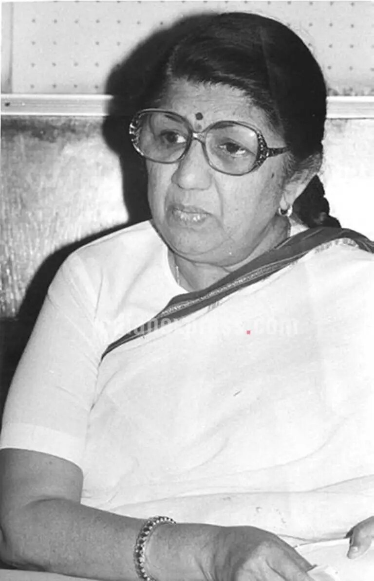 lata mangeshkar 19