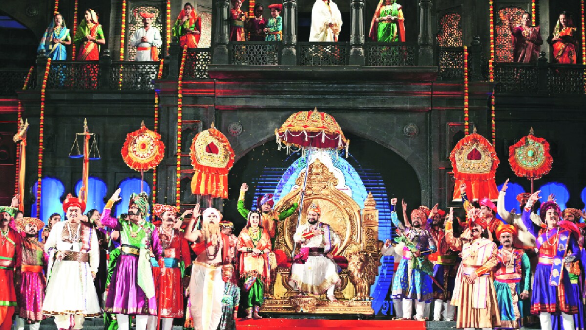‘ऐतिहासिक भूमिकेसाठी शारीरिक, मानसिक व बौद्धिक तयारीही गरजेची’