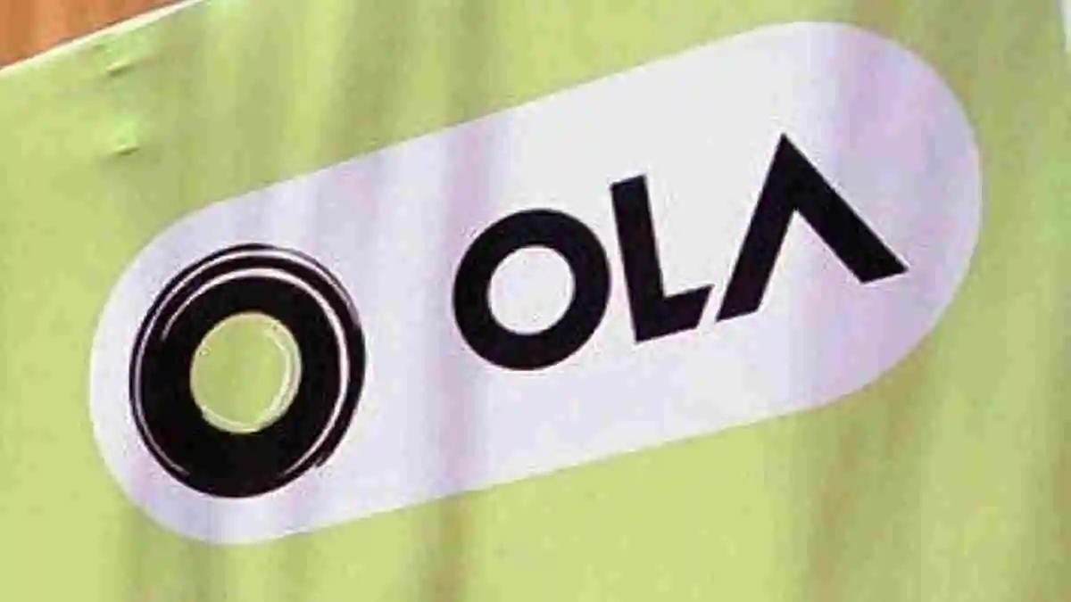 ओला कंपनीने पुनर्रचनेचा भाग म्हणून २०० हून अधिक कर्मचाऱ्यांना कामावरून कमी करण्यास सुरुवात केली आहे. Ola (Image Credit -The financial Express)