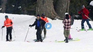 rahul gandhi in gulmarg skiing