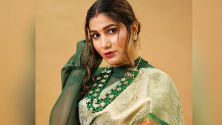 sapna choudhary videos, sapna choudhary sister in law, sapna choudhary latest news, sapna choudhary fir, News about Sapna Choudhary, सपना चौधरी, सपना चौधरीविरुद्ध तक्रार, सपना चौधरी डान्स व्हिडीओ, हुंडा