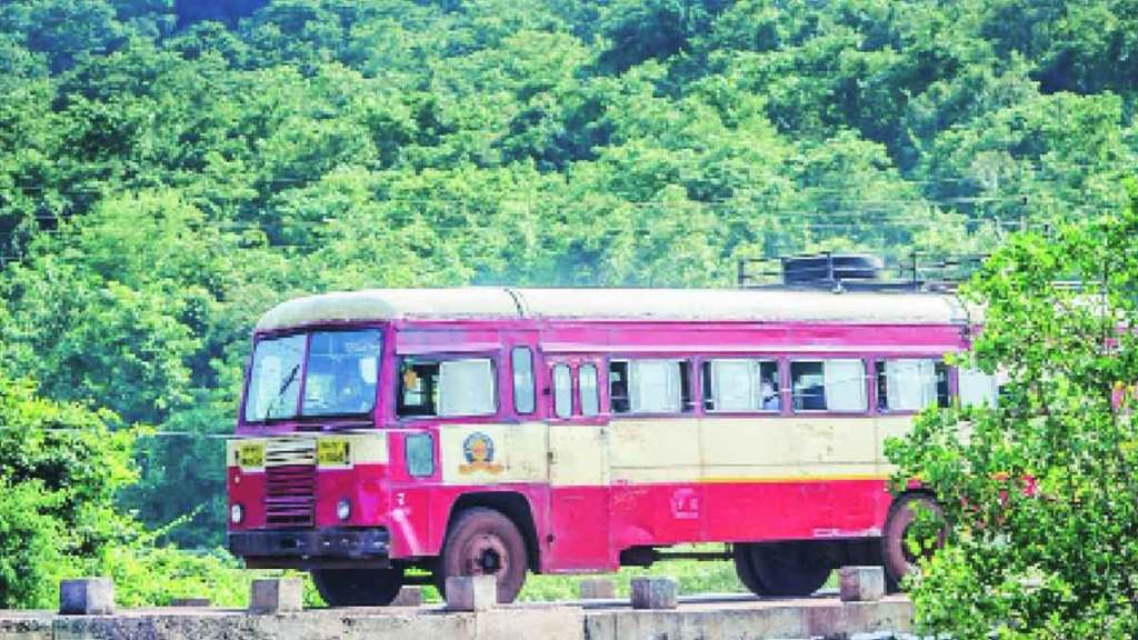 msrtc to run 250 extra buses to konkan