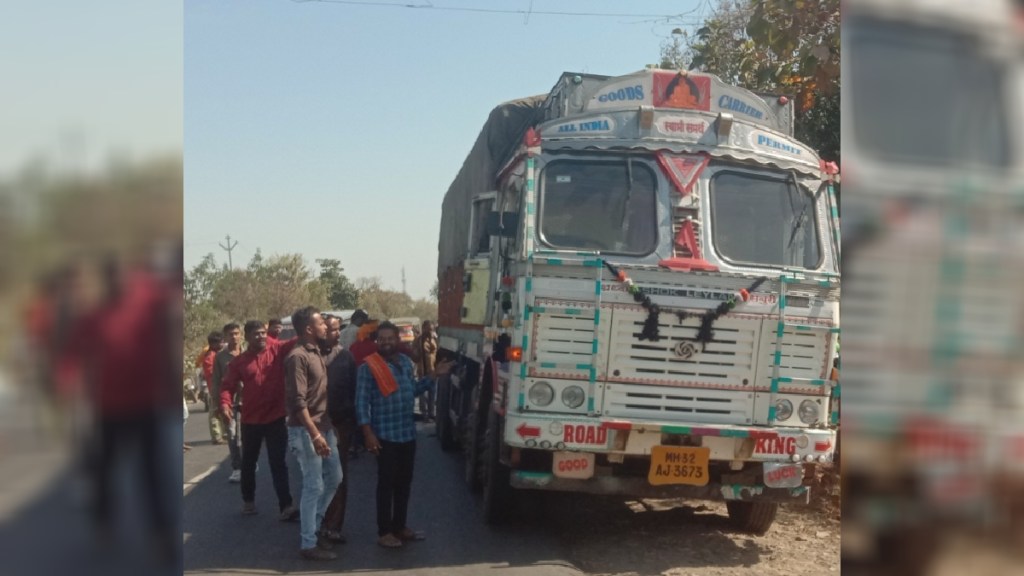 truck accident in vashim