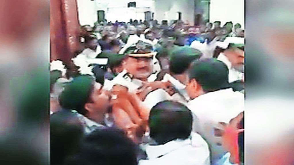 DV marshal and mla fight keral