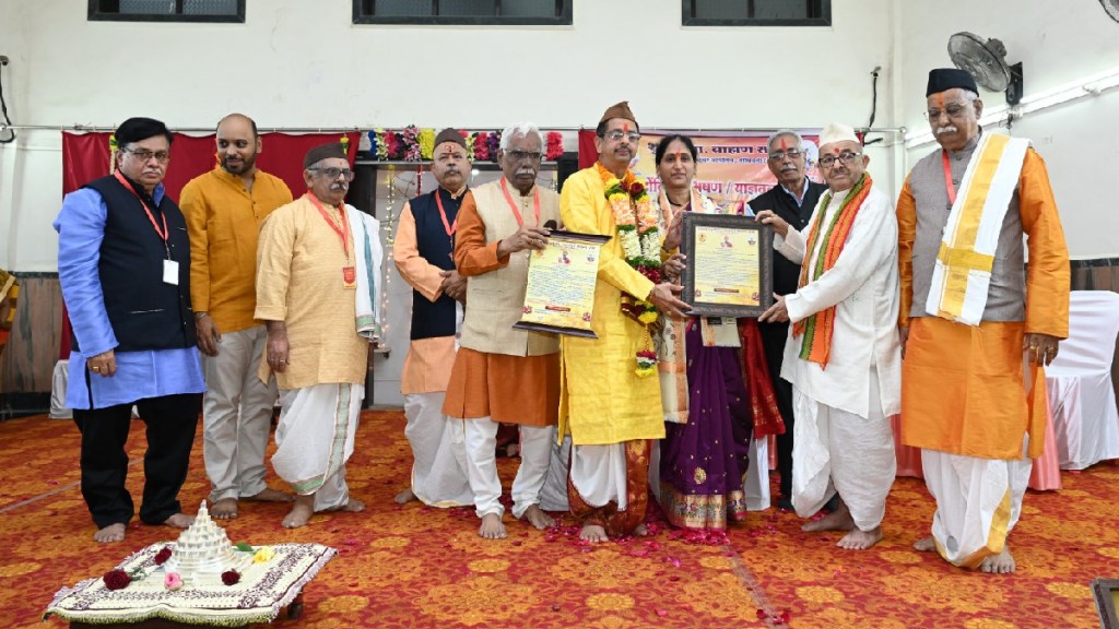 Dombivli Bhushan Award to Gajanan Mane गजानन माने यांना डोंबिवली भूषण पुरस्कार