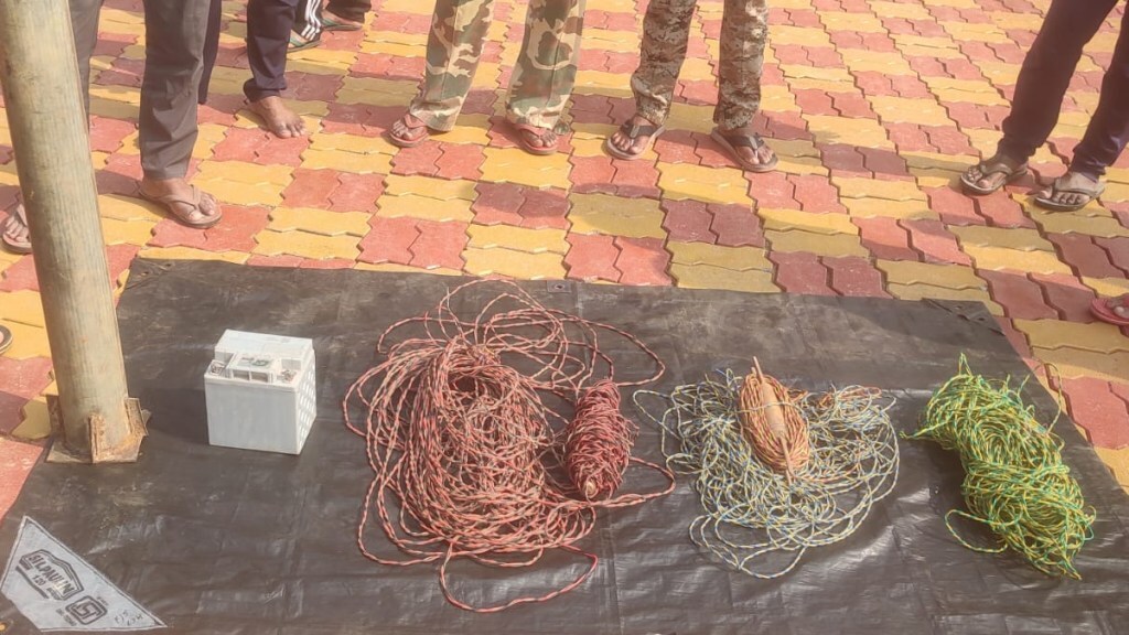 High explosives buried by Naxalites seized gadchiroli