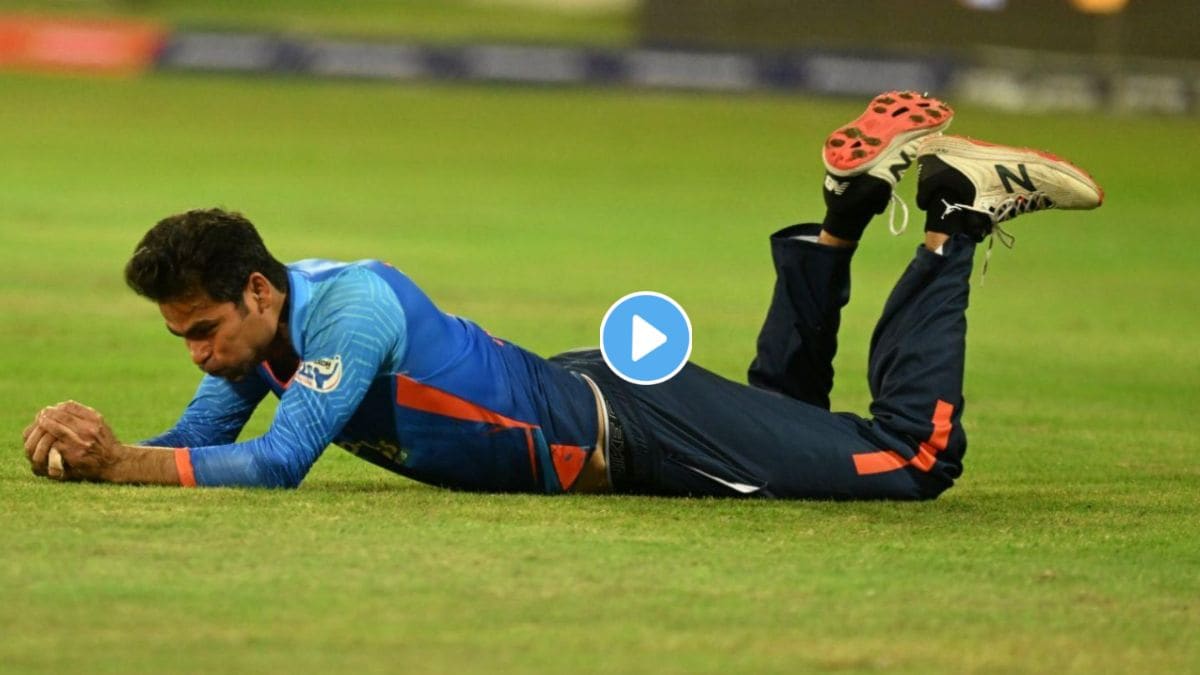 Mohammad Kaif outstanding Fielding in LLC