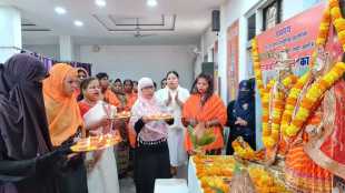 musilm women on ramzan fast join ram navmi rituals in varanasi