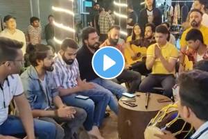 Group of youth jam to Hanuman Chalisa outside a cafe in Gurugram Watch viral video