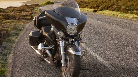 bmw motorad launched r18 transcontinental crusier bike