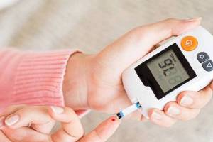 diabetes tips for summer 10 ways to regulate your blood sugar levels in humid weather