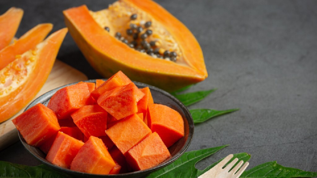 Why papaya is the best bet to break a fast and keep up energy levels