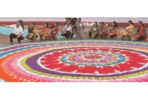 Rangoli was drawn by Sanskar Bharti at Gadevi Maidan in Thane on the occasion of Gudhi Padwa