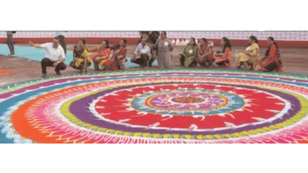 Rangoli was drawn by Sanskar Bharti at Gadevi Maidan in Thane on the occasion of Gudhi Padwa