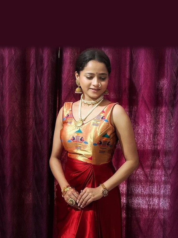 Shivali Parab Paithani Dress