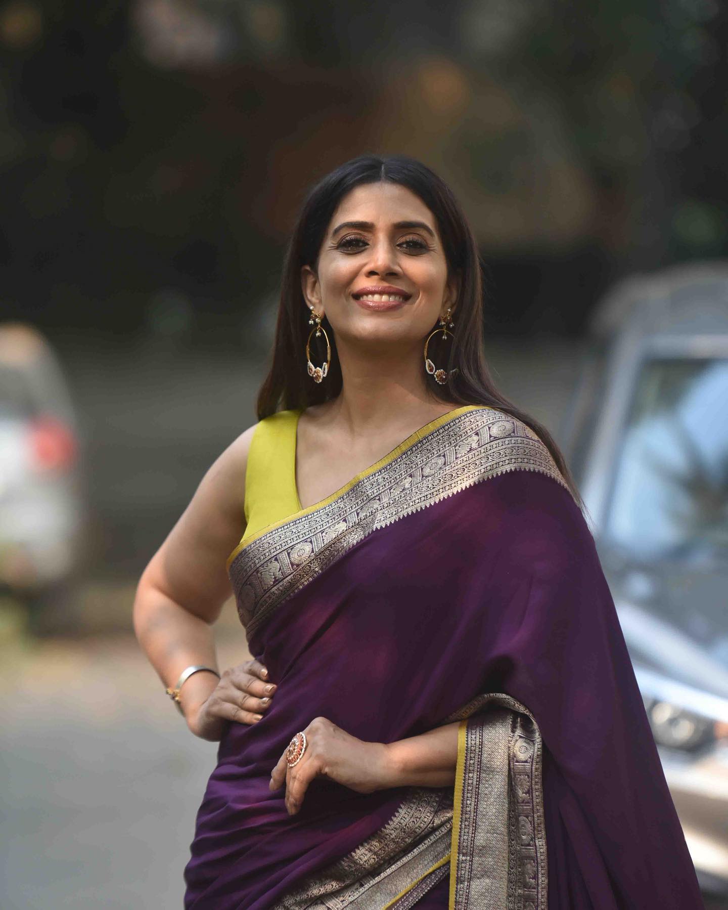 Sonali Kulkarni 